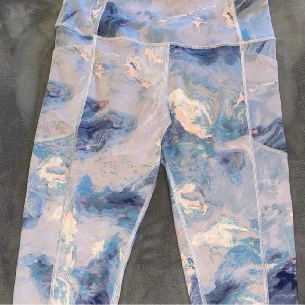 Brand New Victoria's Secret Blue Marble Leggings With Pockets